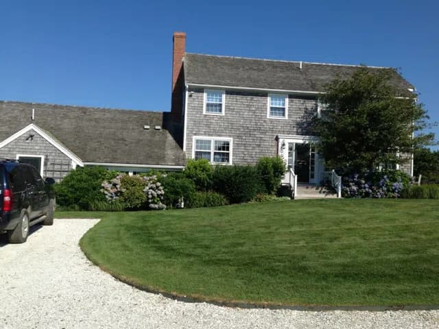 rental property in 20 Greenleaf Road