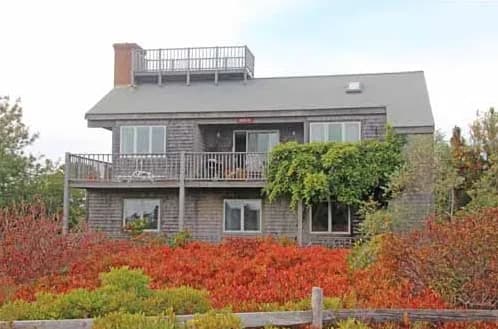 rental property in 1 Austine Locke Way