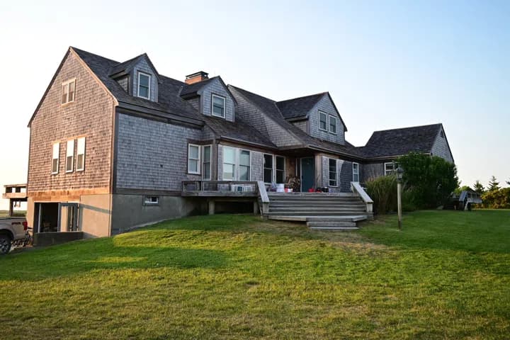 rental property in 4 Lavendar Lane