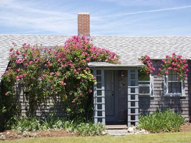 rental property in 12 Village Way