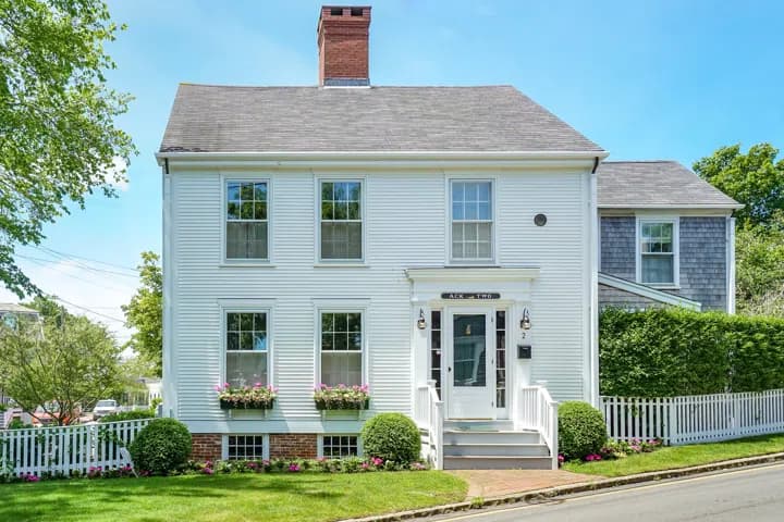 rental property in 2 Cliff Road