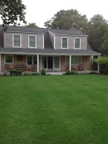 rental property in 6 Oak Hollow Lane