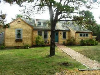 rental property in 18 Ahab Drive