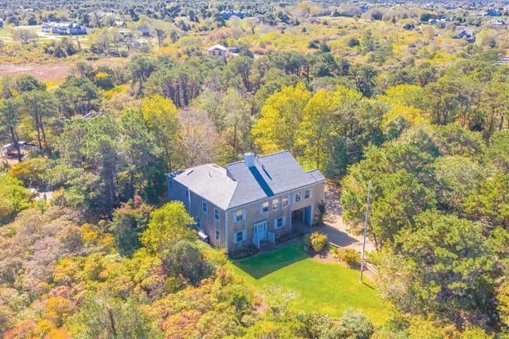 rental property in 18 Gardner Road