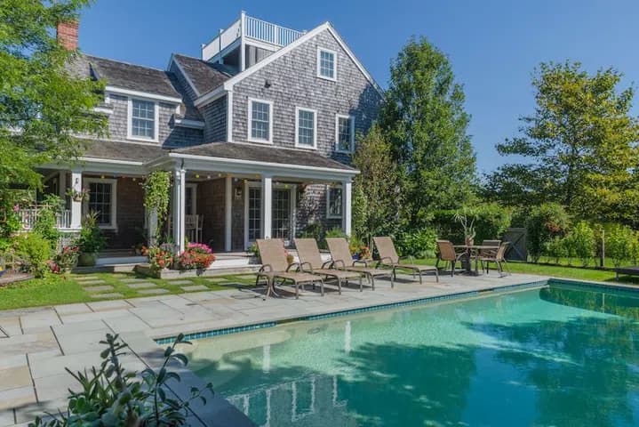 rental property in 32 Pocomo Road