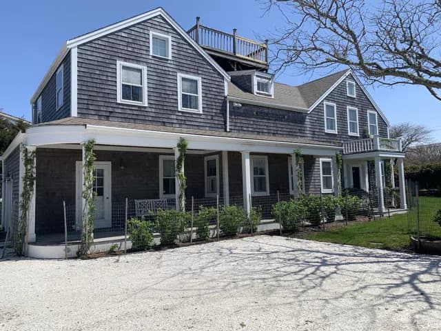 rental property in 65 Cliff Road