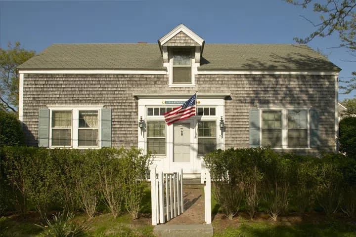 rental property in 73 North Liberty Street