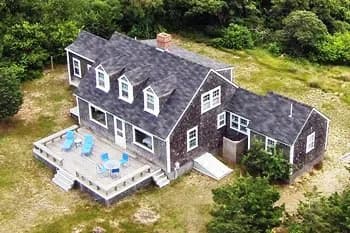 rental property in 2 South Valley Road